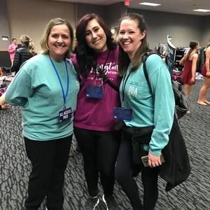 Meet your Posher, Courtney